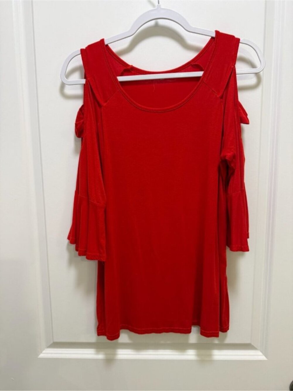 Unbranded Red Cold Shoulder Bell Sleeve Knit Blouse Sz S